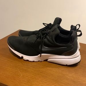 Nike black and white sneakers